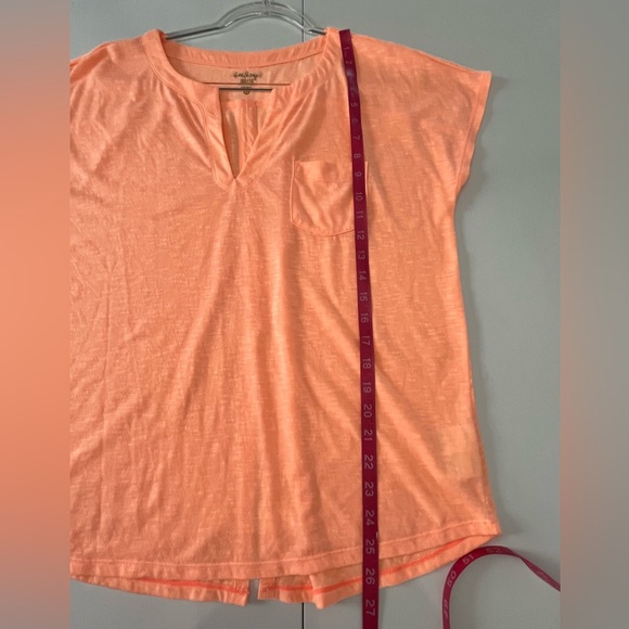 LILLY PULITZER | M | LUXLETIC | split back - Picture 9 of 11